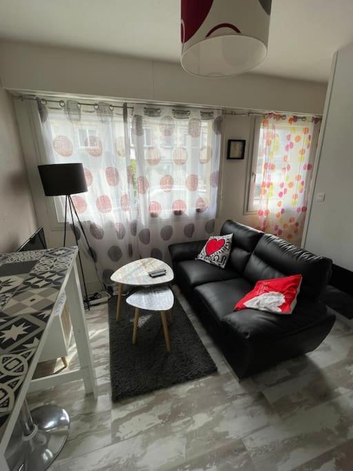 Brest Saint-Marc : Appart T1 Bis Bien Situe Wifi Dış mekan fotoğraf
